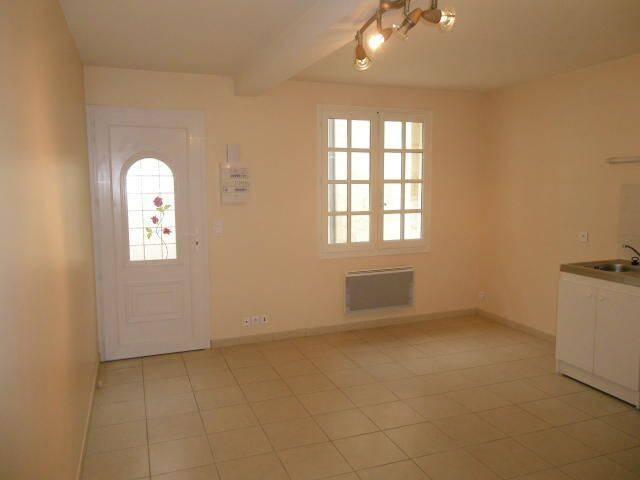 Studio location à Les Artigues-de-Lussac, Gironde