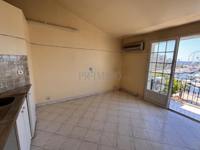 Appartement vente à Arrondissement de Draguignan, Saint-raphaël