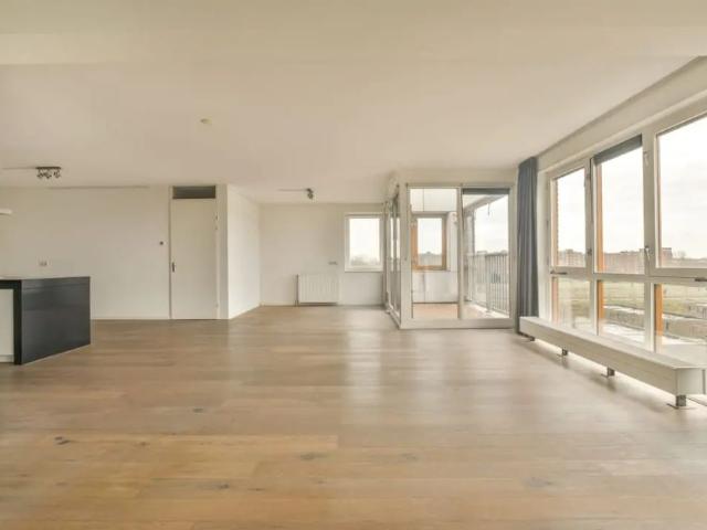 Appartement te huur in Zuidoost, Amsterdam
