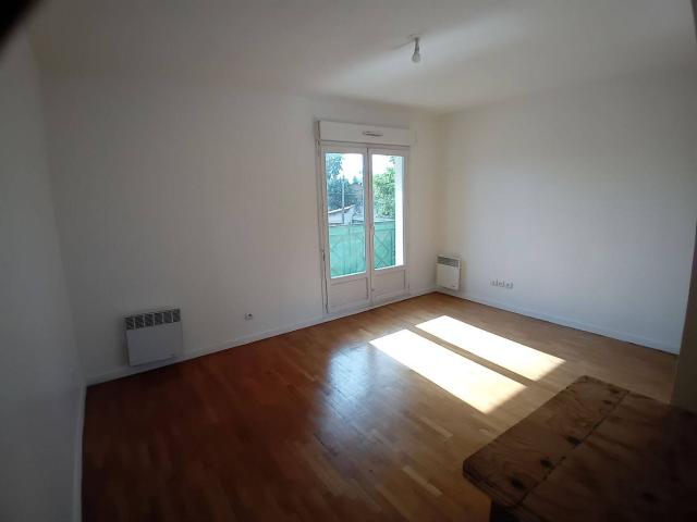 Studio location à Balizy, Longjumeau