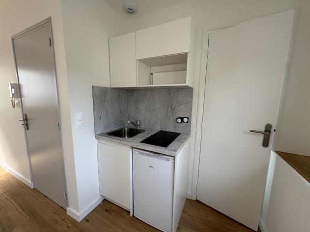 Studio location à Rennes, Centre