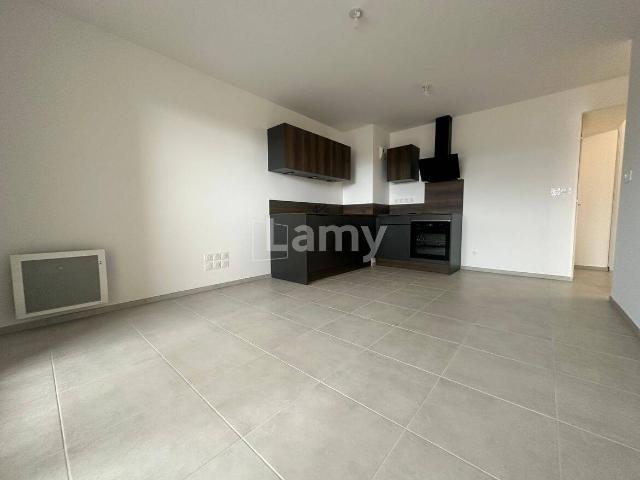Appartement location à Lotissement la Cabassude, Trets