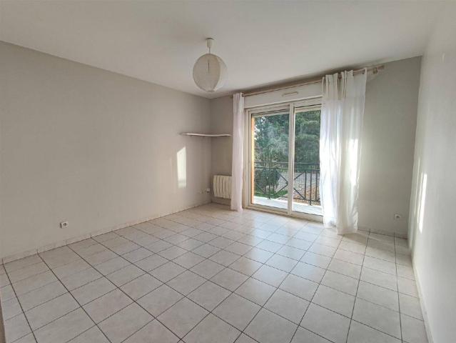 Studio location à Le Perray-en-Yvelines, Yvelines