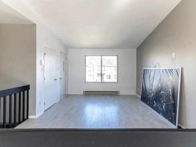 Apartment for rent in Sainte-Thérèse, Laurentides