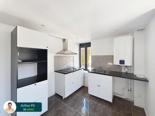 Appartement vente à Saint-Étienne-de-Saint-Geoirs, Isère