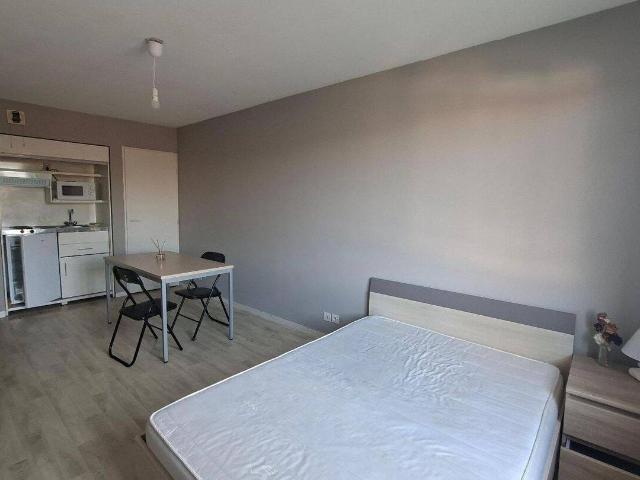 Studio location à Bignoux, Vienne