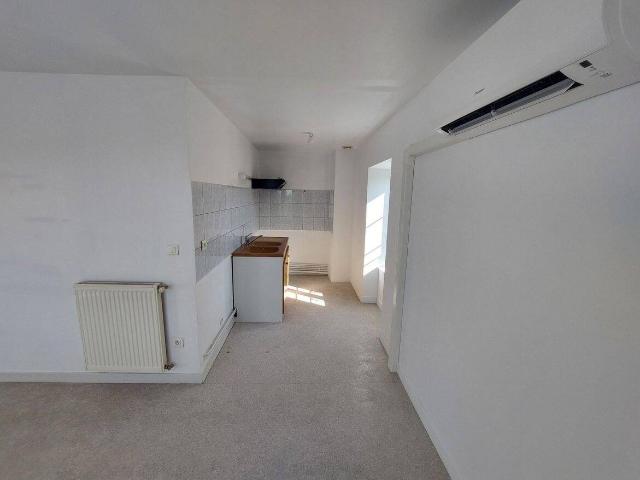 Appartement location à Les Pageix, Saint-Babel