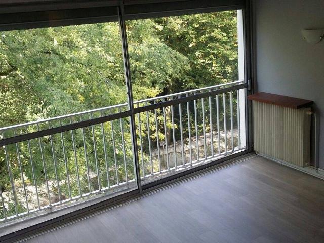 Studio location à Annecy