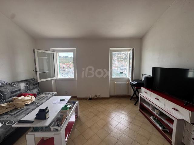 Appartement location à Arrondissement de Toulon, Saint-mandrier-sur-mer
