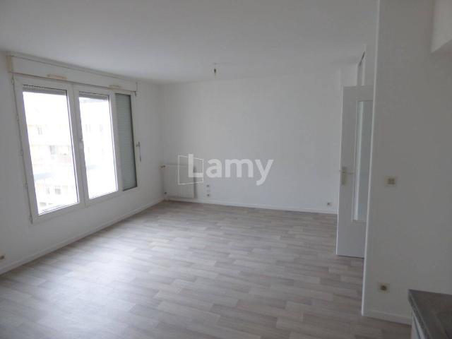 Studio location à Saint-Hélier, Rennes