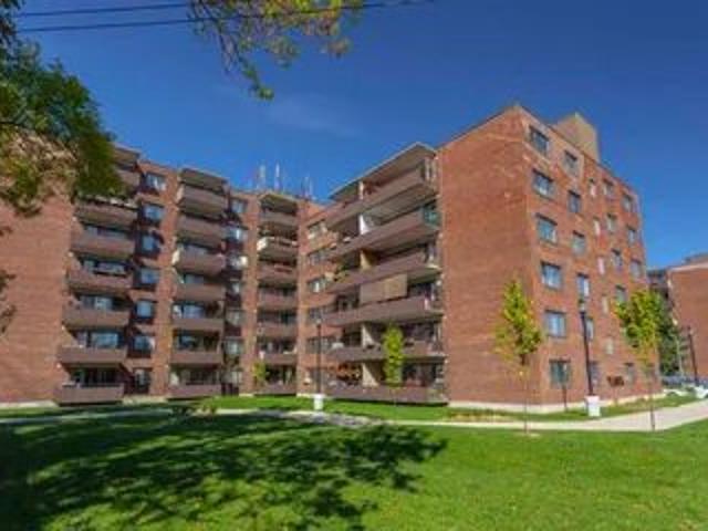 Apartment for rent in Dorval, Quebec