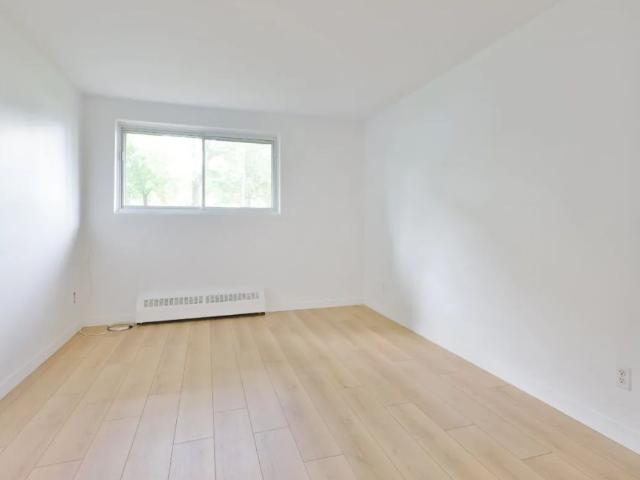 Apartment for rent in Vieux-Longueuil, Longueuil