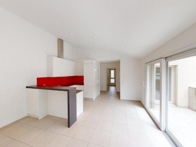 Apartment mieten in S. Antonino, Tessin