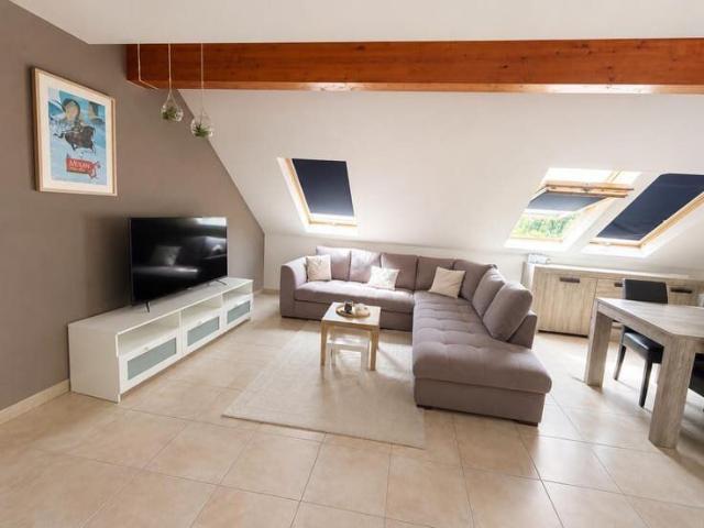 Appartement location à Vaux-lez-rosieres, Wallonie