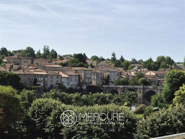 Appartement vente à Confolens