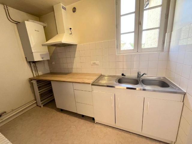 Appartement location à La Maison-Neuve-du-Nord, Saint-Yrieix-la-Perche