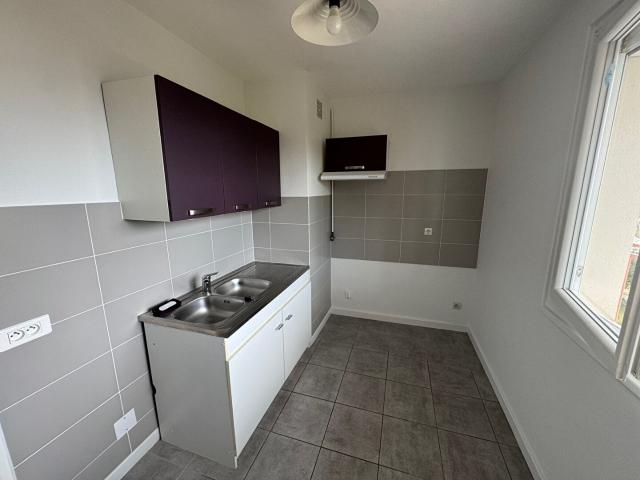 Appartement location à France métropolitaine, Le Coteau