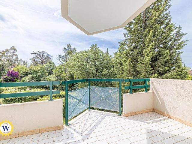 Appartement vente à Arrondissement de Draguignan, Saint-raphaël