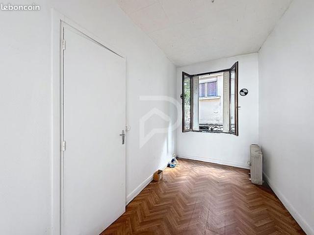 Appartement vente à Issy-les-Moulineaux, Hauts-de-Seine