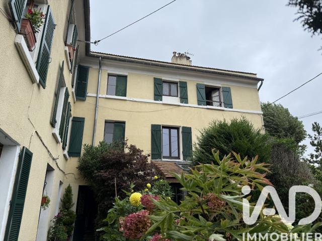 Appartement vente à Villeneuve, Garches