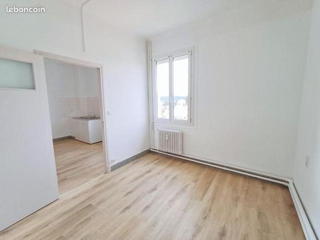 Appartement vente à Largentière, Aubenas