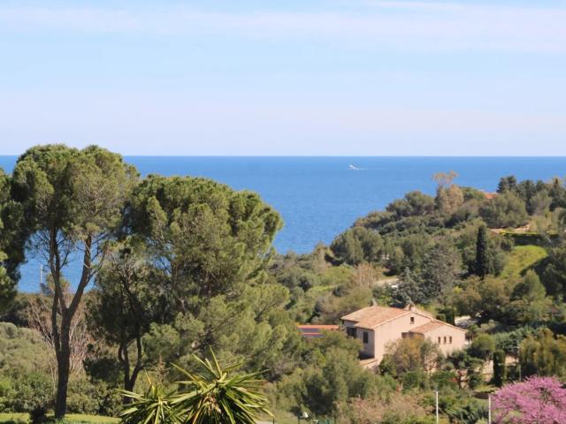 Appartement vente à Arrondissement de Draguignan, Saint-raphaël