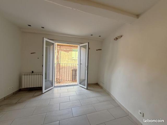 Appartement vente à Bagnols-en-Forêt, Var