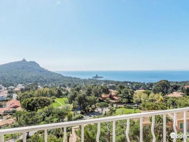 Appartement vente à Arrondissement de Draguignan, Saint-raphaël