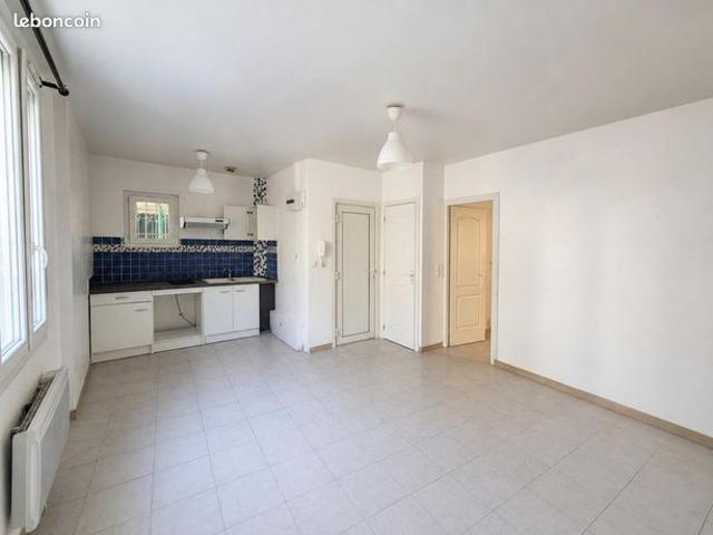 Appartement vente à Aix-en-Provence, Eyguières