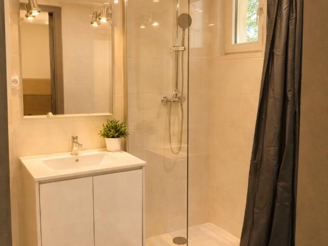Appartement location à Nîmes, Bagnols-sur-cèze