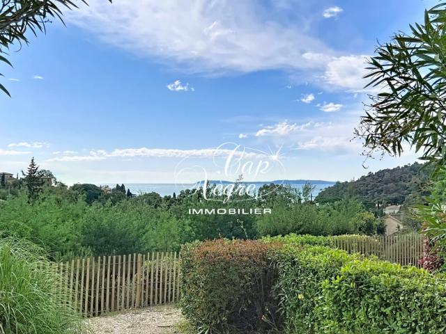 Appartement vente à Arrondissement de Toulon, Le Lavandou