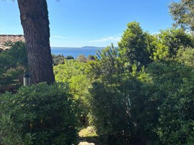 Appartement vente à Arrondissement de Toulon, Le Lavandou