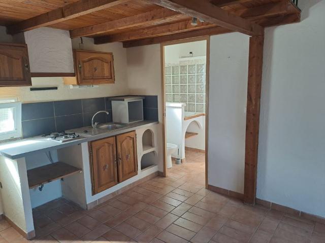 Appartement location à Saint-Laurent-la-Vernède, Gard