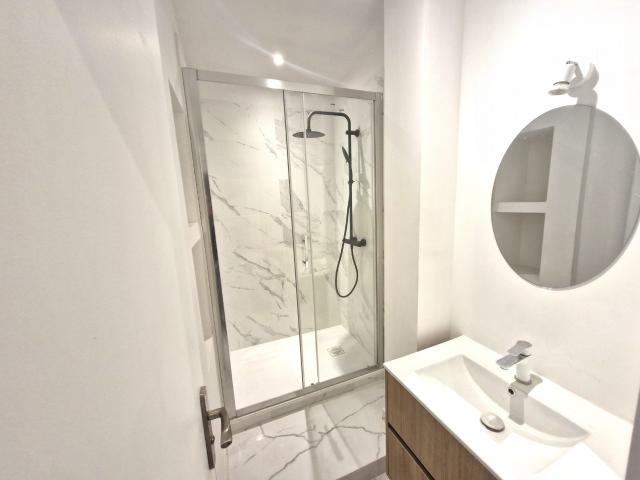 Appartement vente à Arrondissement de Toulon, Solliès-pont