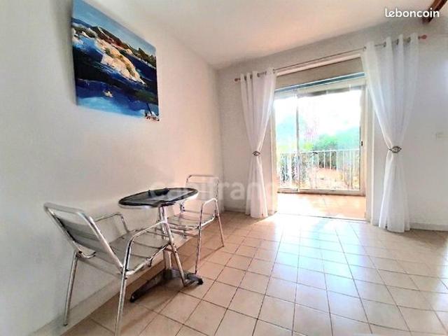 Appartement vente à Arrondissement de Toulon, Six-fours-les-plages