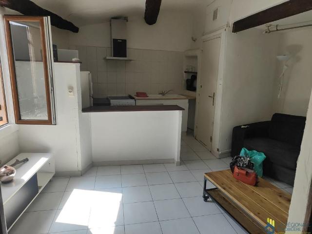 Appartement location à Arrondissement de Toulon, Signes