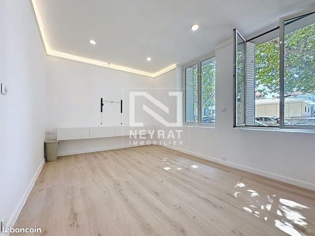 Appartement vente à Arrondissement de Draguignan, Saint-raphaël