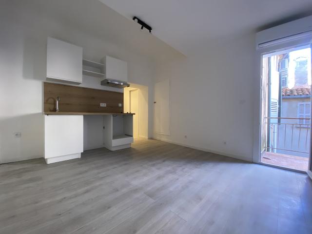 Appartement vente à Arrondissement de Toulon, Solliès-pont