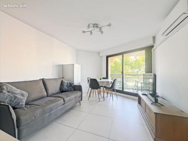 Appartement vente à Arrondissement de Draguignan, Fréjus