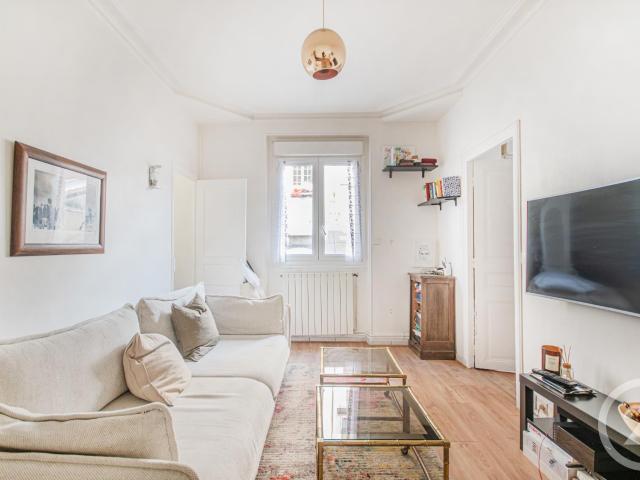 Appartement vente à Paris, Île-de-France