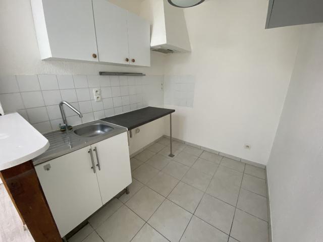 Appartement location à Arrondissement de Toulon, Solliès-pont