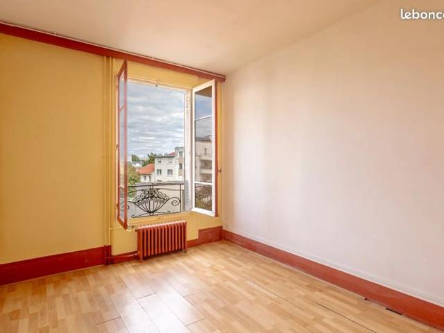 Appartement vente à Suresnes, Hauts-de-Seine