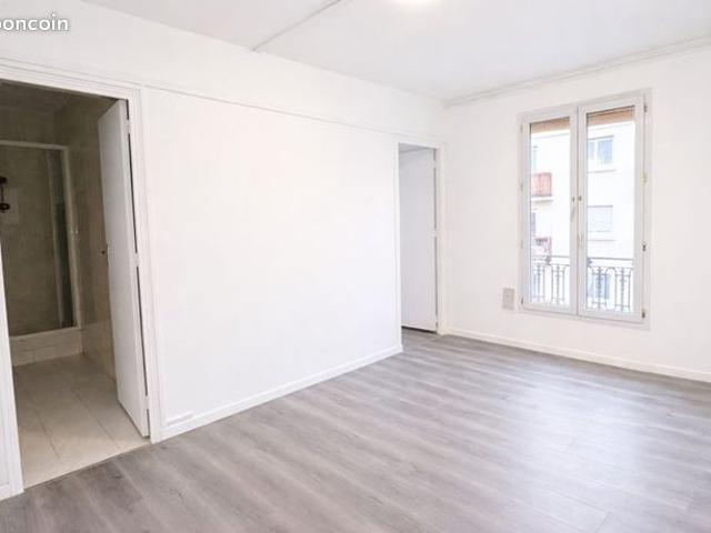 Appartement vente à Paris, Île-de-France