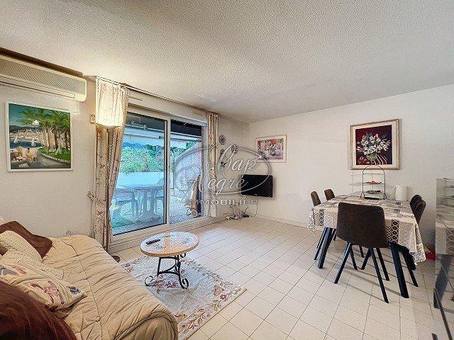 Appartement vente à Arrondissement de Toulon, Le Lavandou