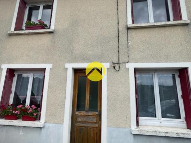 Appartement vente à Pierrefort, Cantal