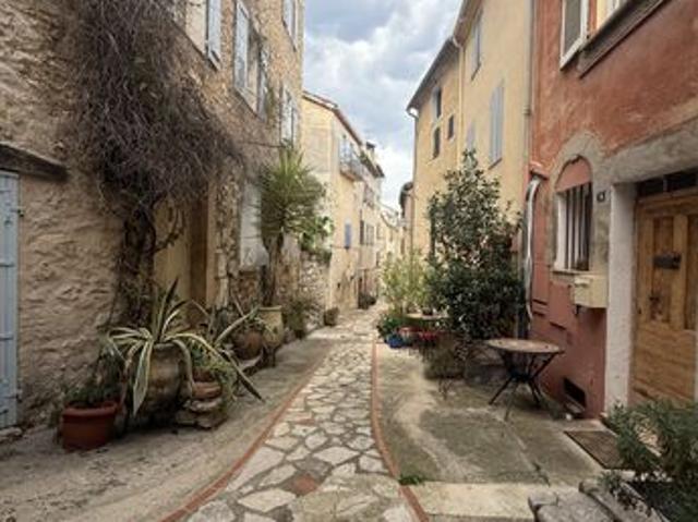 Appartement vente à Grasse, Châteauneuf-grasse