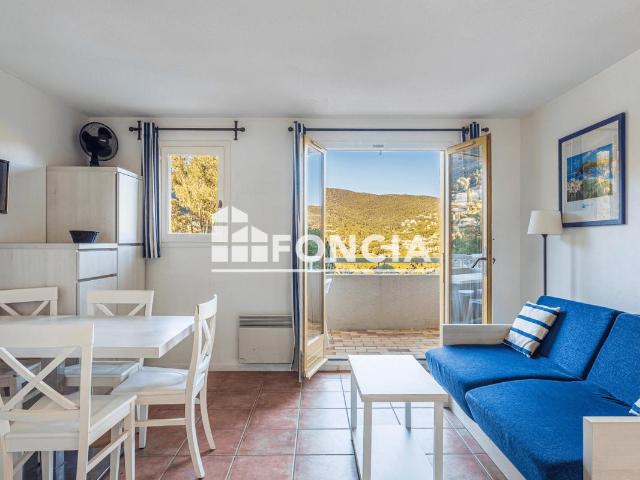 Appartement vente à Arrondissement de Toulon, Le Lavandou