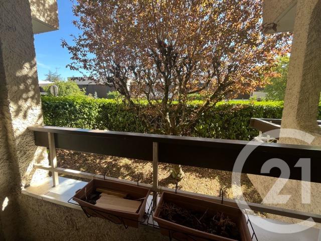 Appartement vente à Saint-Priest-en-Jarez, Loire