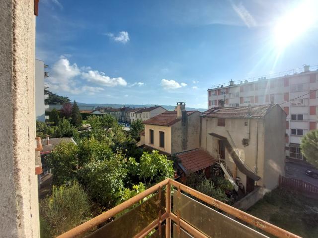 Appartement location à Saint-Étienne, Saint-etienne