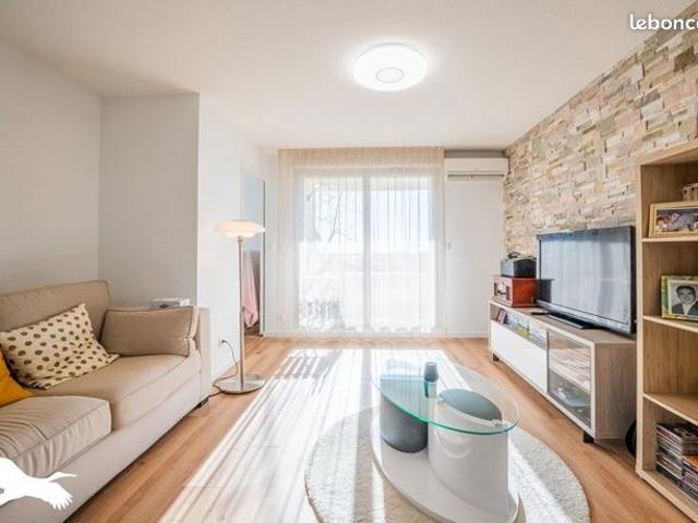 Appartement vente à Sainte-Foy-de-Peyrolières, Haute-Garonne